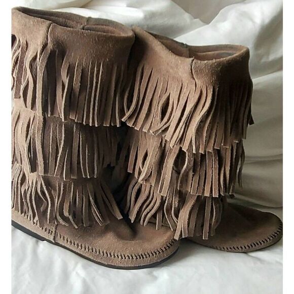 Minnetonka - Picture 12 of 12